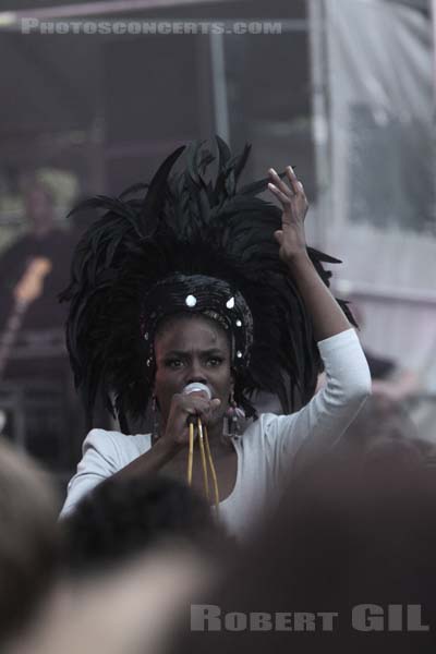 NOISETTES - 2007-08-24 - SAINT CLOUD - Domaine National - Scene de l'Industrie - 